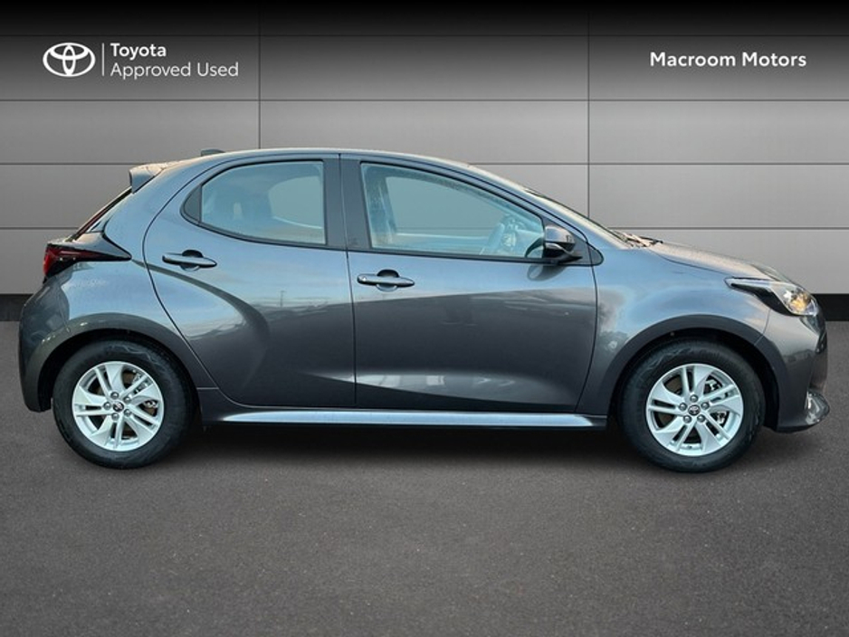 2025 Toyota Yaris FRESH SELECTION OF TRADE-INS YARIS HYBRID 1.5 LUNA €28,000