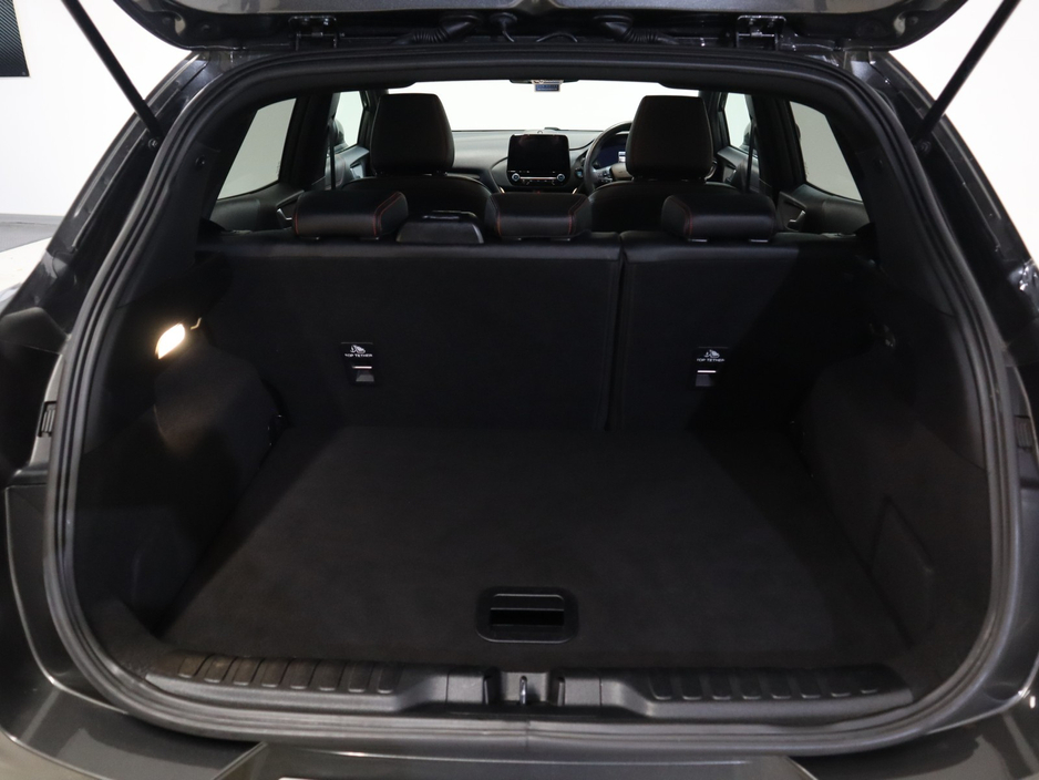 2023 Ford Puma - image 25