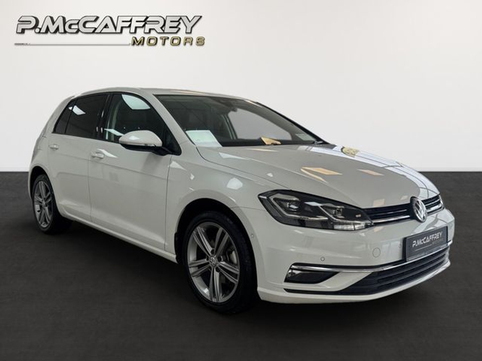 2019 Volkswagen Golf - image 3