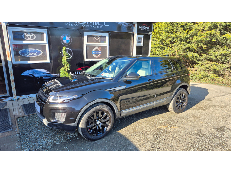 2019 Land Rover Range Rover Evoque - image 3