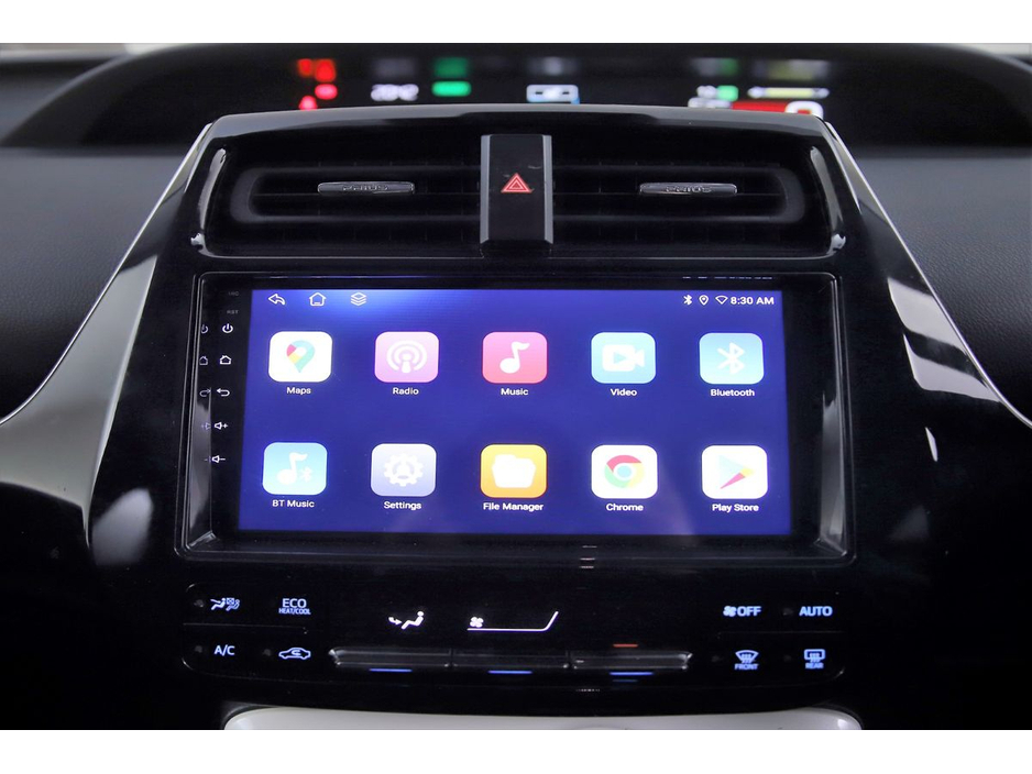 2019 Toyota Prius - image 17