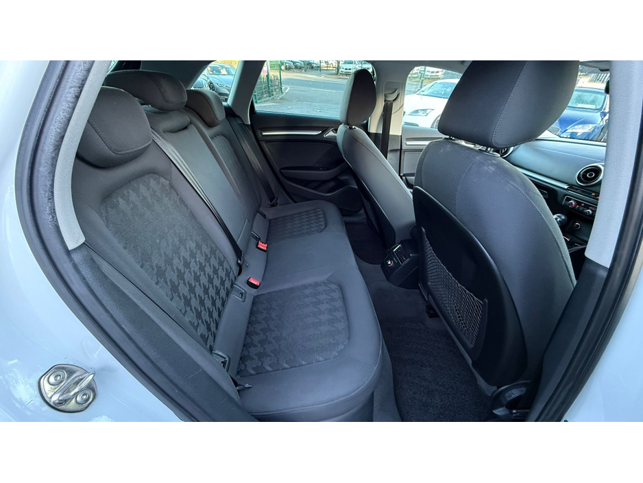 2016 Audi A3 - image 17