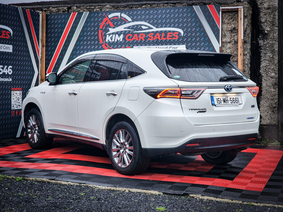 2015 Toyota Harrier - image 31