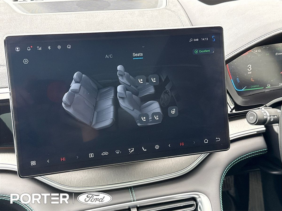 2025 BYD Seal U - image 19