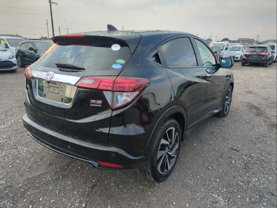2016 Honda Vezel - image 4