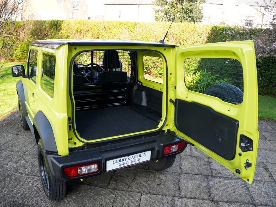 2023 Suzuki Jimny - image 13