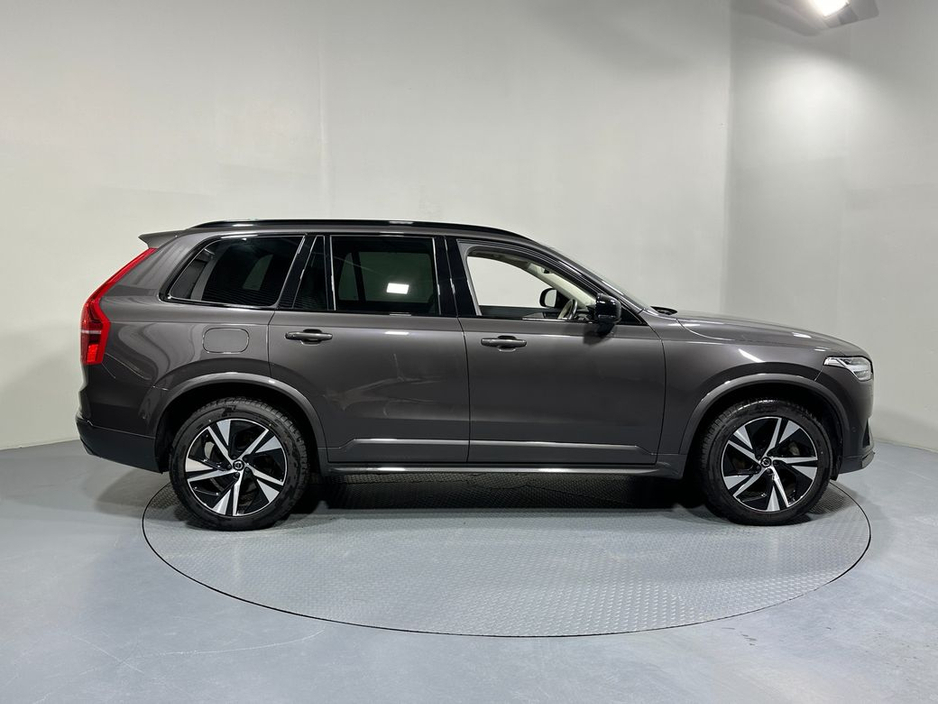 2023 Volvo XC90 T8 AWD Dark Theme €67,800