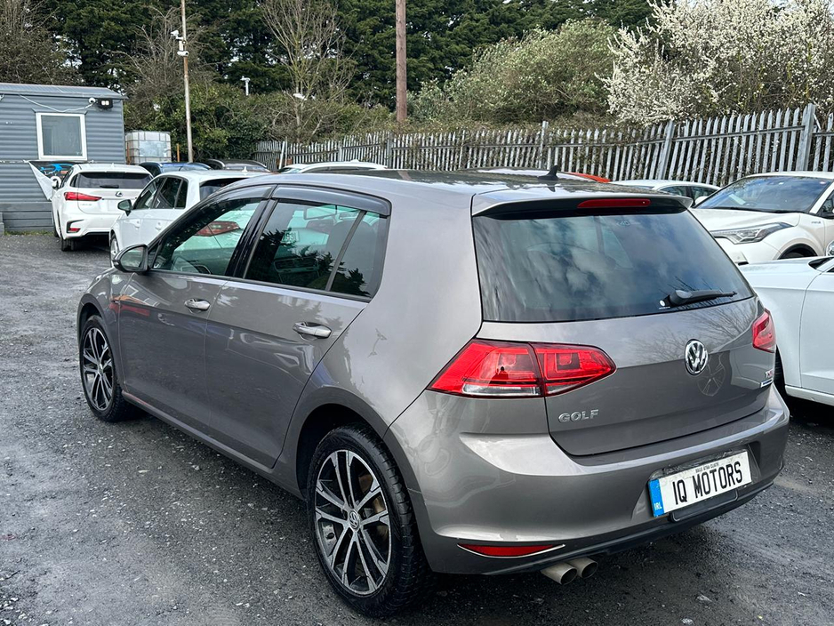 2014 Volkswagen Golf - image 4