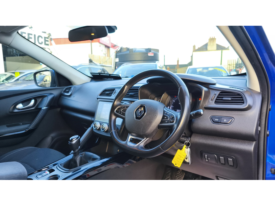 2019 Renault Kadjar - image 10