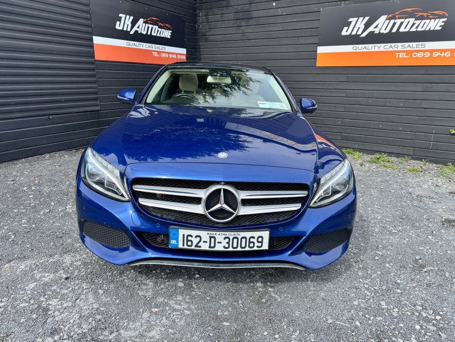 2016 Mercedes-Benz C Class - image 2