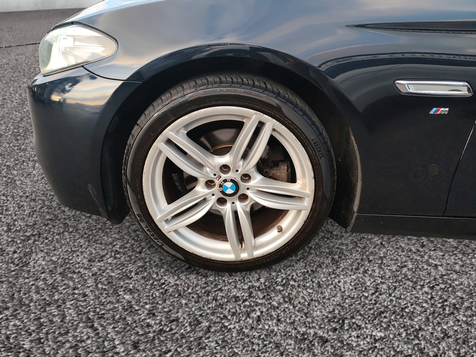 2014 BMW 5 Series - image 15