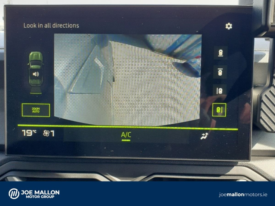 2026 Dacia Duster - image 30