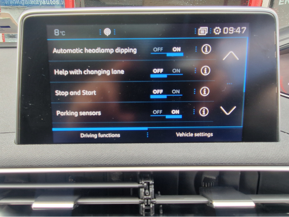 2019 Peugeot 5008 - image 25