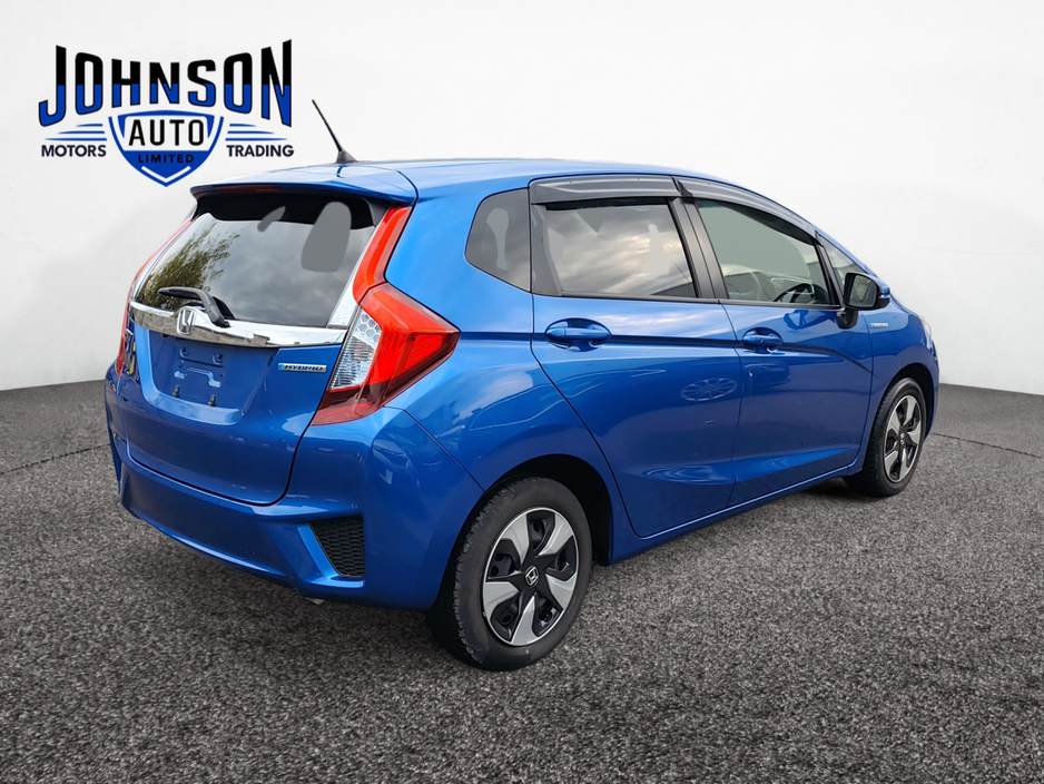 2017 Honda Fit - image 6
