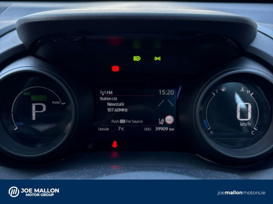 2023 Toyota Yaris Cross - image 18