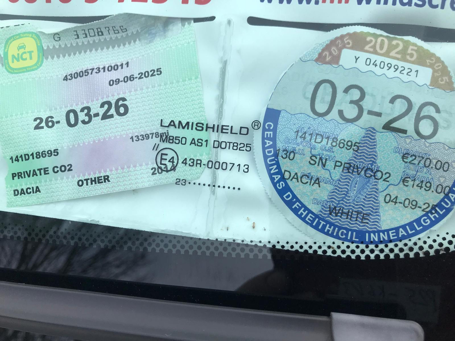 2014 Dacia Duster - image 9