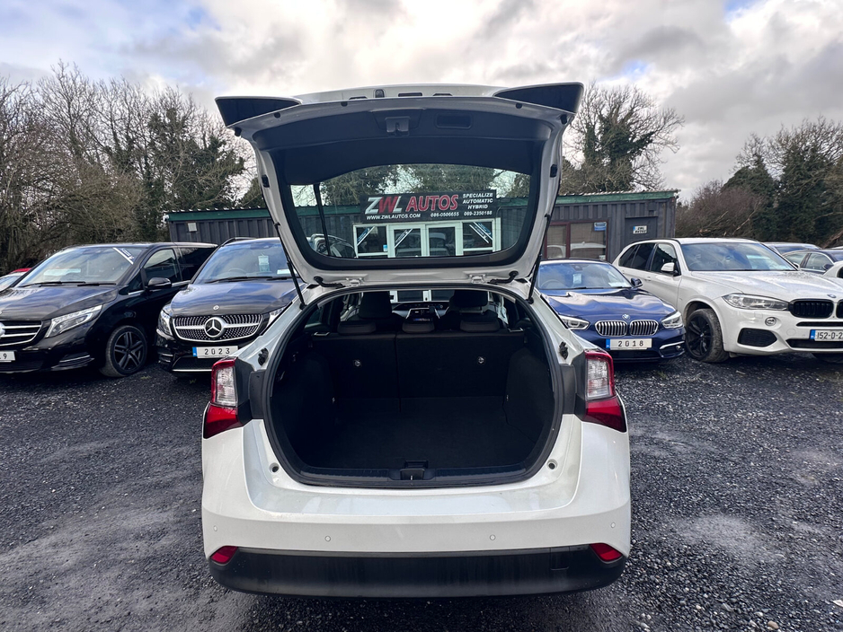 2021 Toyota Prius 1.8 Hybrid Luxury €19,950