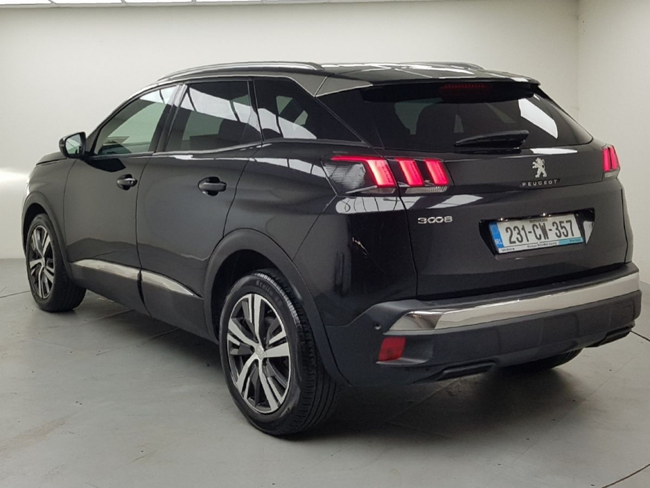 2023 Peugeot 3008 - image 14