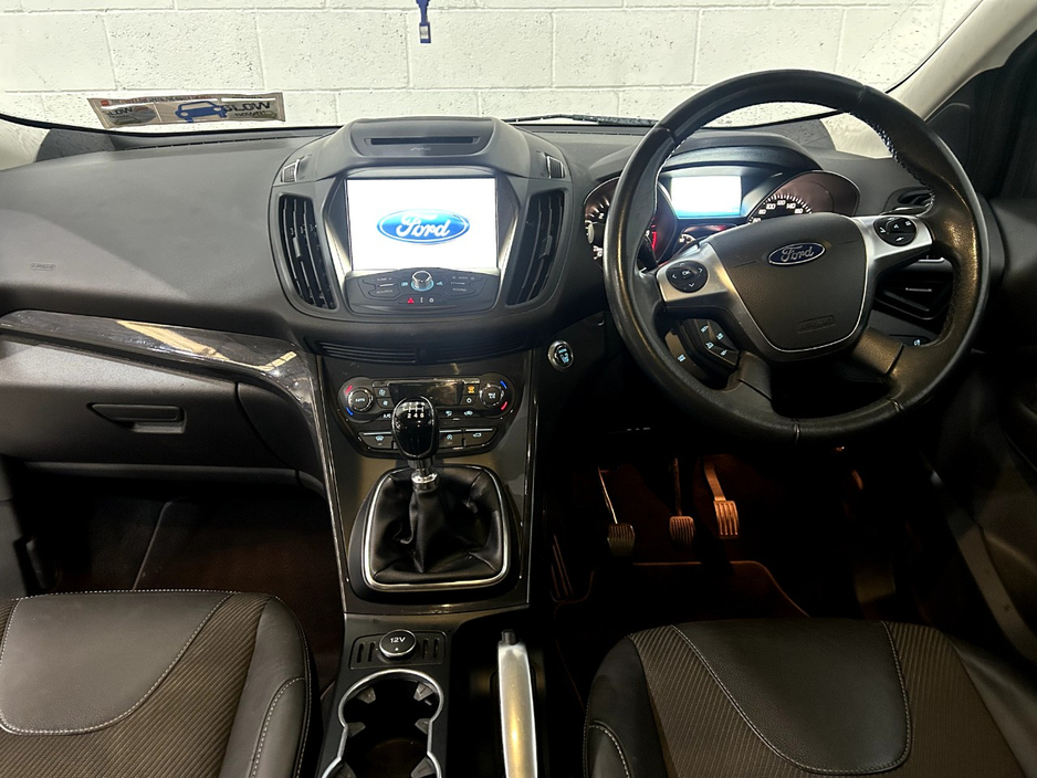 2017 Ford Kuga - image 7