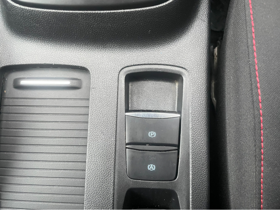 2021 Ford Focus ST-LINE EDITION 5DR 1.5 TD 120 M6 €21,950