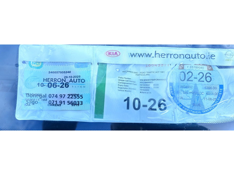 2015 Kia Carens - image 8