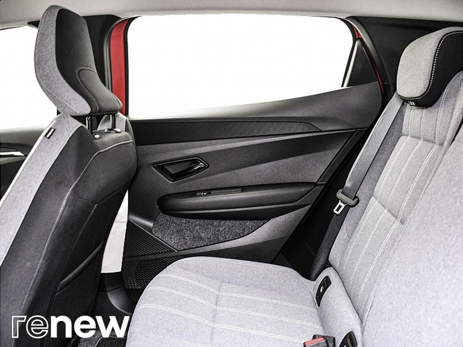 2023 Renault Megane E-Tech - image 11