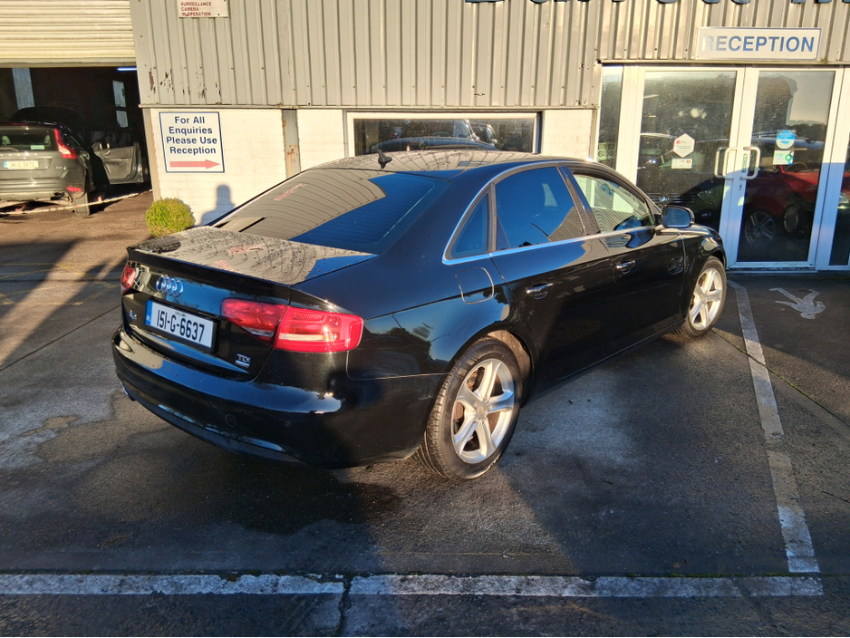 2015 Audi A4 - image 2