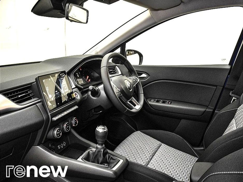 2022 Renault Captur - image 5