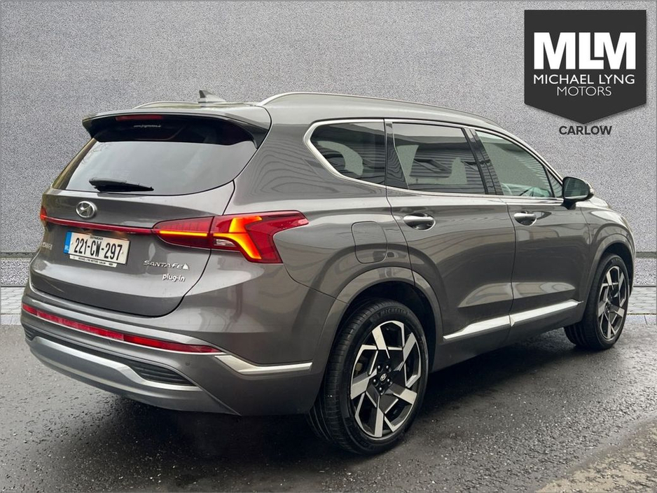 2022 Hyundai Santa Fe 1.6 PHEV 4WD Executive Plus Auto €41,950