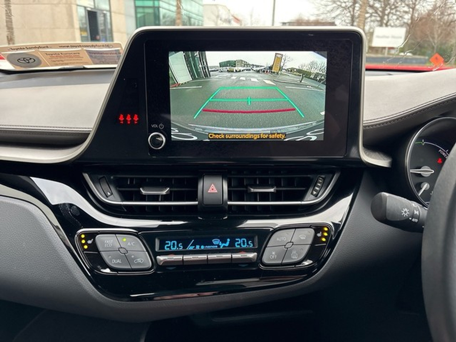 2023 Toyota C-HR - image 13