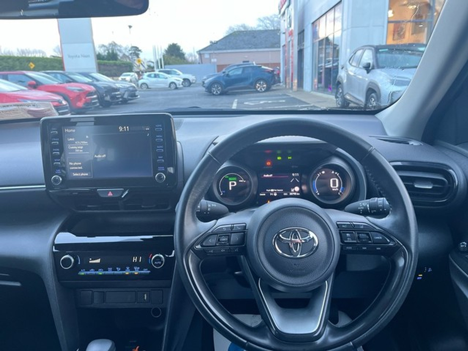 2024 Toyota Yaris Cross CROSS LUNA €28,444