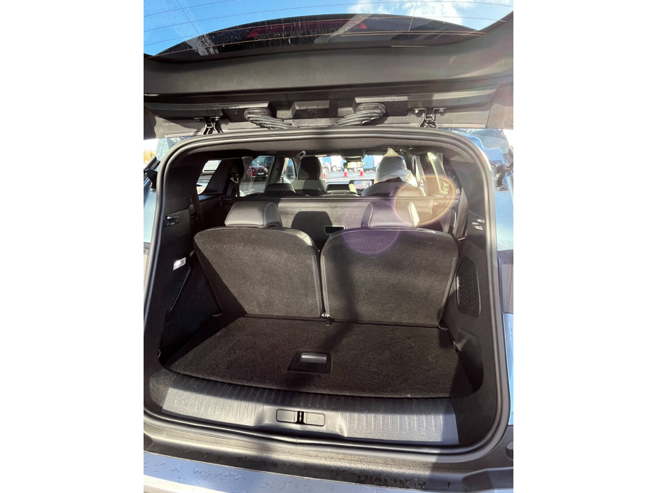 2025 Peugeot 5008 1.2 MHEV 145bhp E-DCS6 Allure €48,950