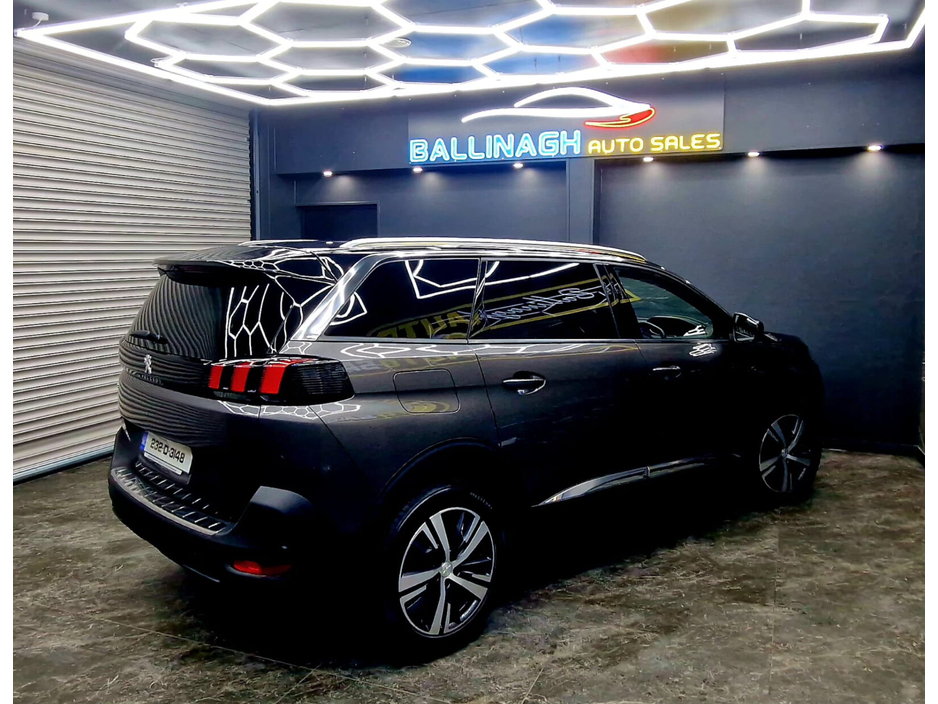 2023 Peugeot 5008 1.5 BlueHDi 130bhp Allure Auto €33,950