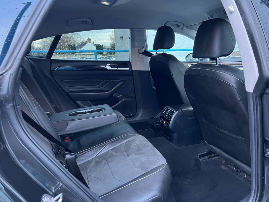 2022 Volkswagen Arteon ELEGANCE 2.0 TDI // APPLE CARPLAY/ANDROID AUTO // HEATED SEATS // ADAPTIVE CRUISE CONTROL €26,900