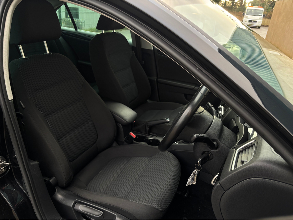 2013 Volkswagen Jetta 1.6 TDI LIMITED EDITION BLUEMOTION 105PS 4DR €6,750