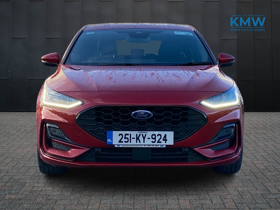 2025 Ford Focus ST-Line X 1.0 125BHP... Full leather seats