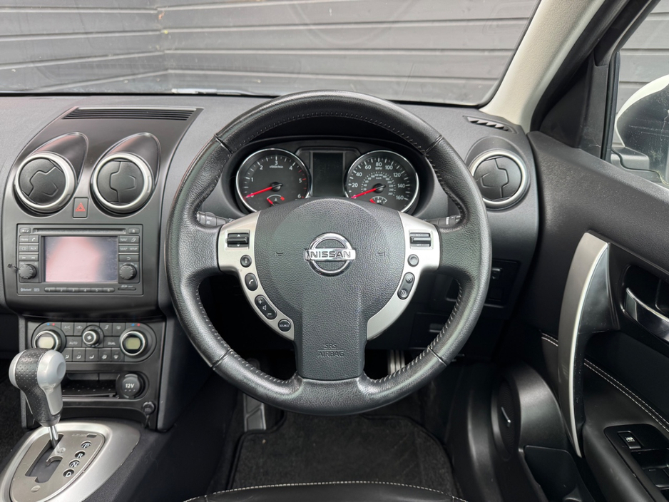 2010 Nissan Qashqai - image 8