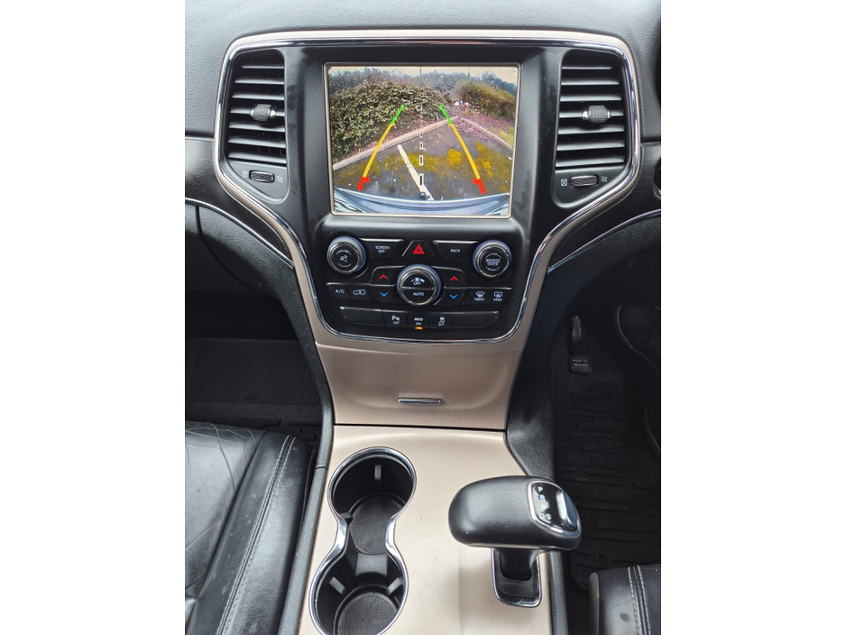 2015 Jeep Cherokee  €12,999