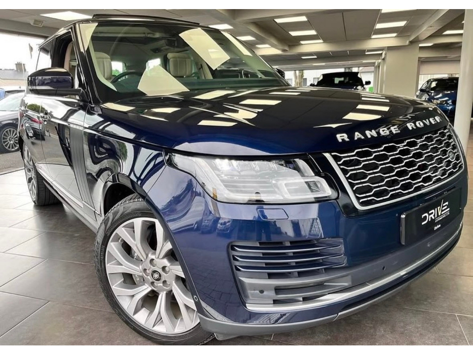 2021 Land Rover Range Rover - image 2