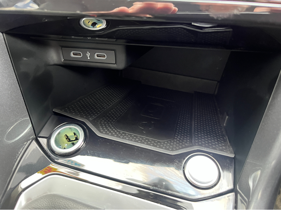 2023 Volkswagen T-Roc - image 16