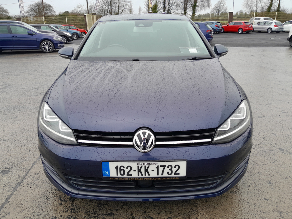 2016 Volkswagen Golf - image 3