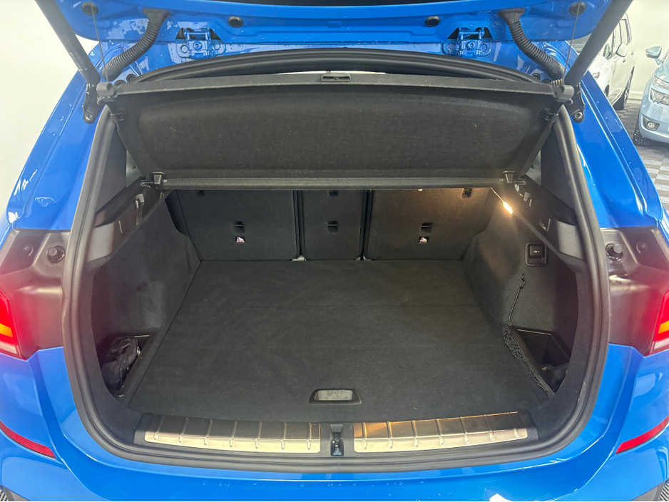 2020 BMW X1 - image 19