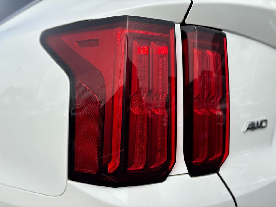 2021 Kia Sorento - image 11