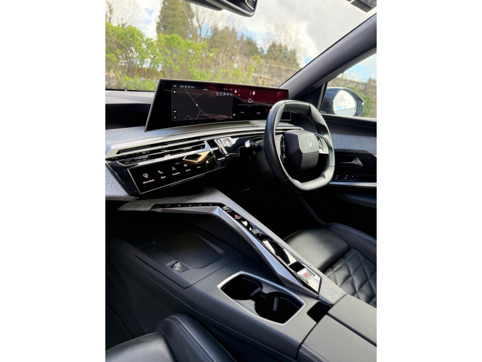 2025 Peugeot 3008 - image 35