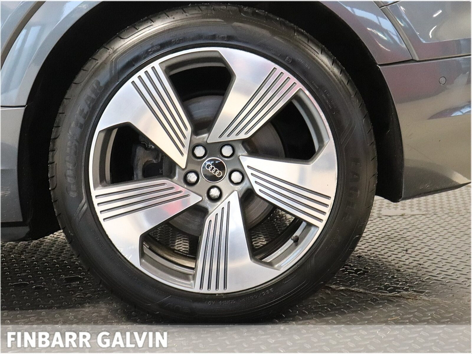 2022 Audi e-tron 55 quattro S Line