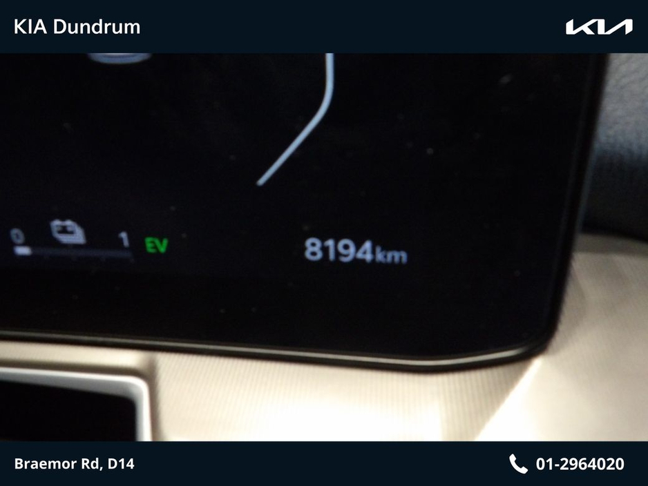 2025 Kia Sorento - image 12