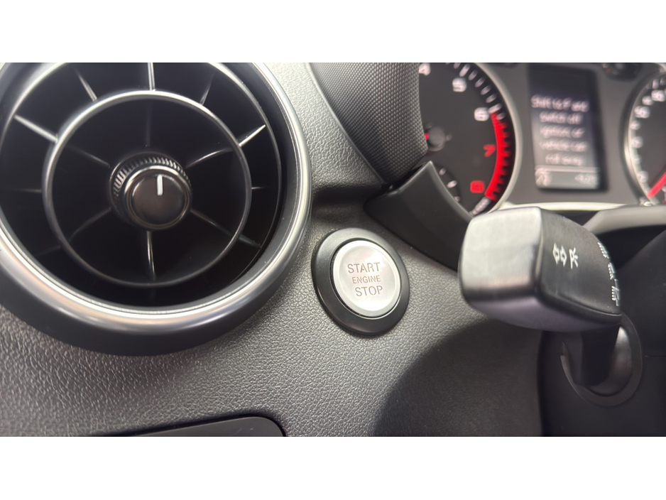 2016 Audi A1 43,000 KMS / AUTO / AS NEW / 1OWNER / 12MONTHS WARRANTY €14,900