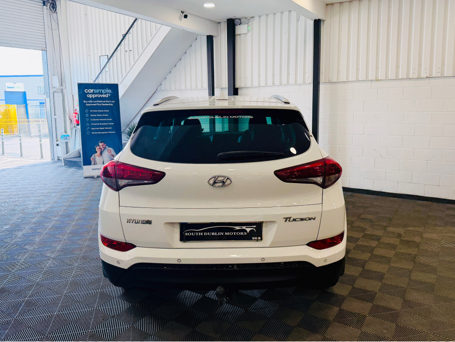 2016 Hyundai Tucson - image 6