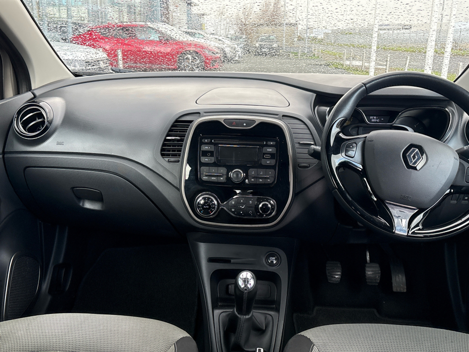 2014 Renault Captur - image 8
