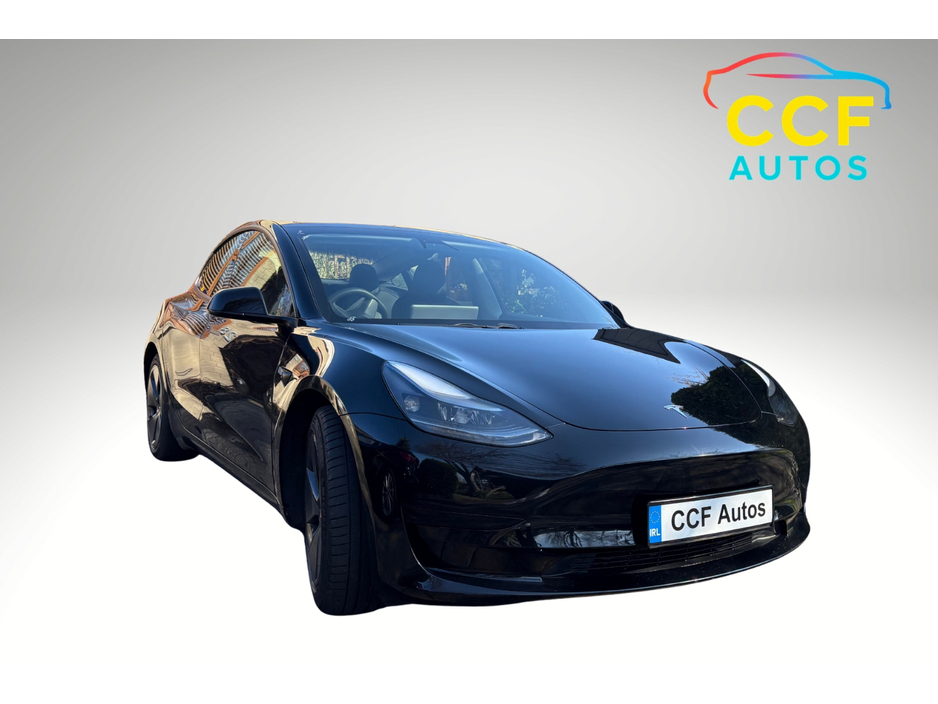 2022 Tesla Model 3 - image 3